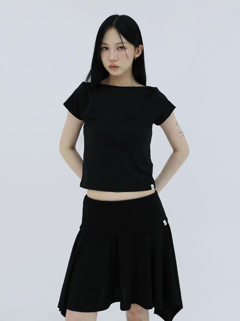 Eogeulliswedou Soft Contrast Flare Skirt (Black)