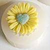 1pc Small Holeless Heart Chrysanthemum Scented Candle Silicone Mold DIY Chrysanthemum Scented Plaster Home Decor Silicone Mold