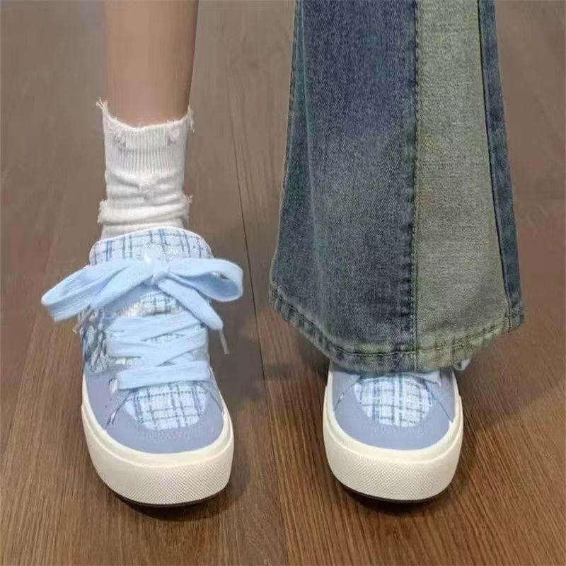 Light blue bread shoes autumn new casual breathable plaid splicing versatile fur skateboard shoes