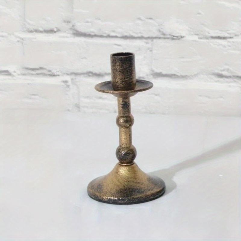 Retro Metal Candle Holder Candlestick for Candles Country Room Decoration Candlestick Romantic Candlelight Dinner Ornaments Gift