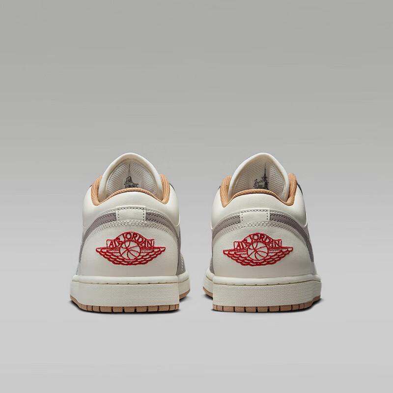 Jordan Men's AJ1 Low-Top Cushioned Sneakers