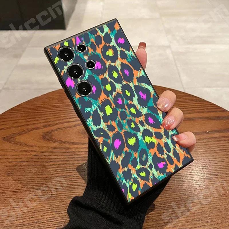 Leopard Print Pattern Phone Case For Samsung Galaxy S24 Ultra S23 FE S22 S20 Plus A73 A72 A71 A55 A54 A51 A50 A35 A15 Cover