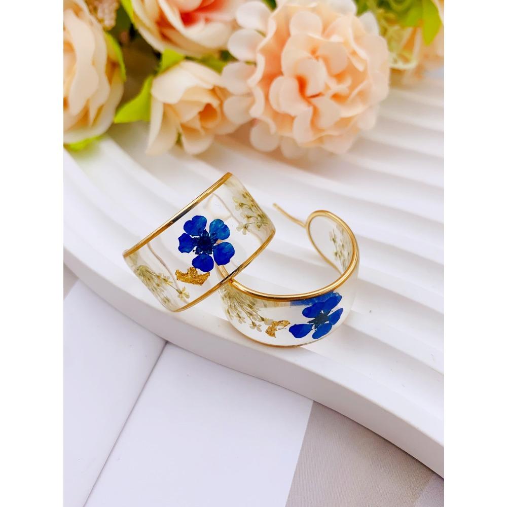 Transparent Resin Dried Flower Earrings for Women, Trendy C-shaped Floral Hoop Earrings, Perfect for Daily Wear