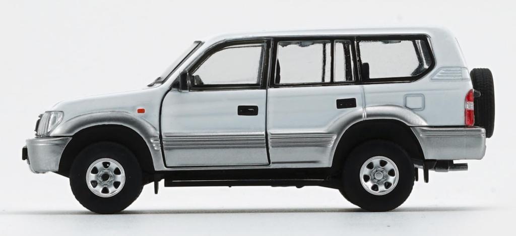 BM Creations Toyota Land Cruiser Prado LC95 White LHD Scale Model 1/64 (64B0355)