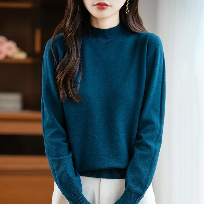 The New Semi-high and Round Neck Pullover for Women In Autumn and Winter Is Versatile. It Is Loose and Slimming, with A Solid Color Inner Sweater