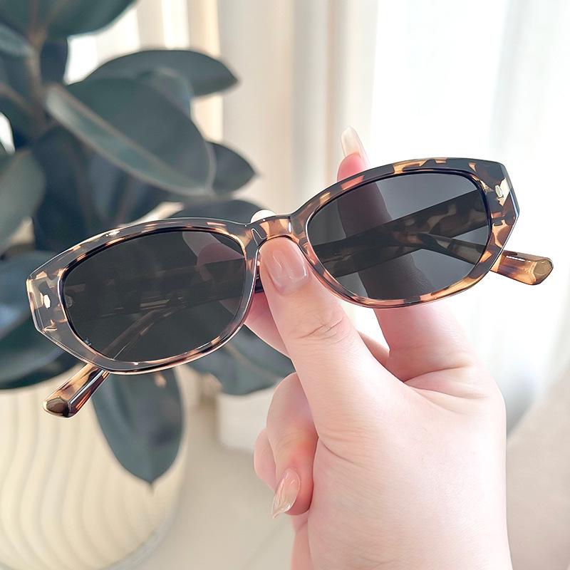 Korean-Style Polarized Unisex Sunglasses: Trendy Square Frame with High-End UV Protection