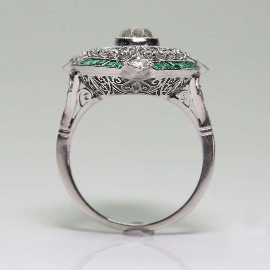 Yousheng Women Ring Shiny Rhinestone Inlaid Two-tone Geometry Electroplating Art Deco Gift Natural Emerald Faux Gemstone Engagement Wedding Ring for