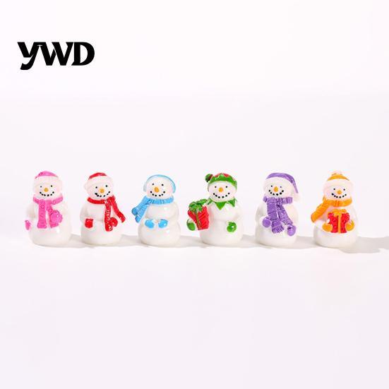 Waterproof Resin Garden Accents 2Pcs Christmas Mini Snowman Figurines, Winter Tiny Decoration, Xmas Micro Tree Decorations Landscape Ornament