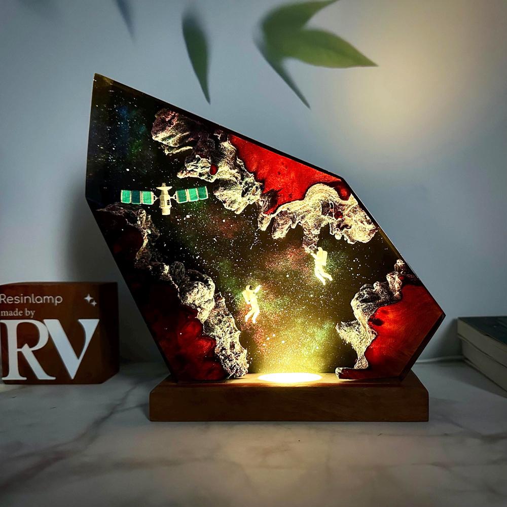 Universe Explore Organism Resin Table Light Creactive Art Decoration Lamp Astronaut Earth Theme Night Light USB Charge Blue&Colors Light