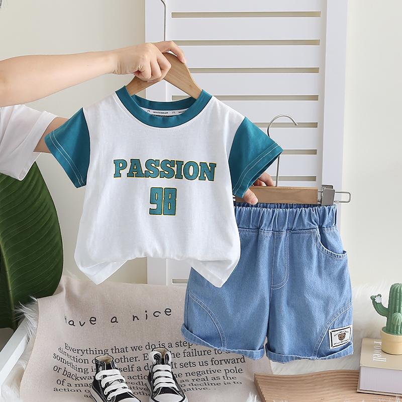 

Хлопчачий комплект Дитячий комплект з двох предметів з коротким рукавом круглий виріз футболка з колор-блоком у вигляді літер повсякденні джинсові шорти XXL зелений