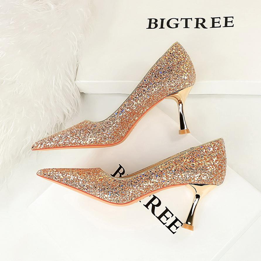 Women's Fashion Banquet High Heels Metal Heels, High Heels Shallow Mouth, Pointed Toe, Shining Shining Sheep Cloth Single Shoes