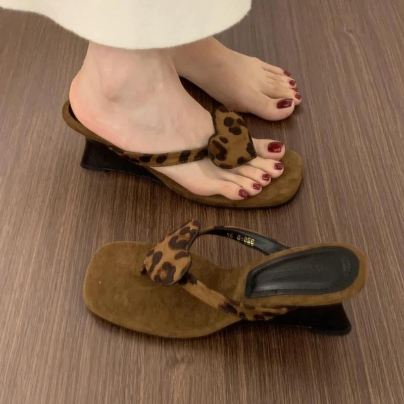 Woman Slippers Leopard Heels Shoes Clip Toe Designer Woman Sandals Summer 2025 Casual Flip Flops Pumps Dress Sandalias De Mujer