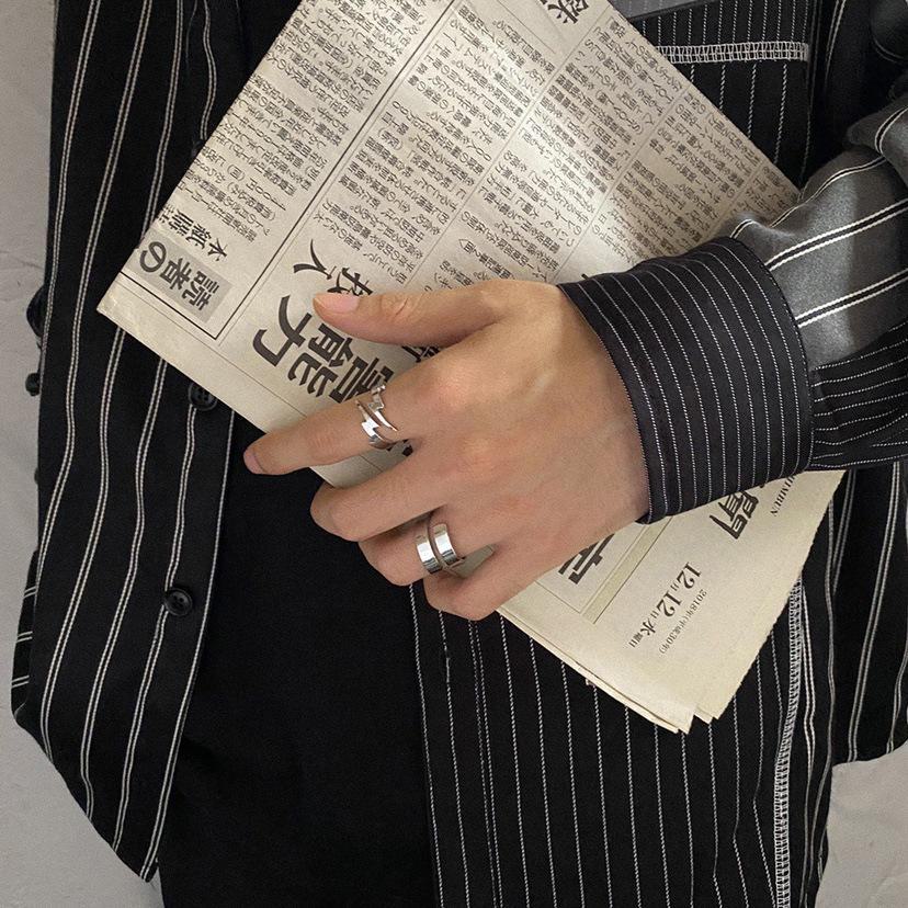 Stylish Hollow Adjustable Dark Ring for Men and Women