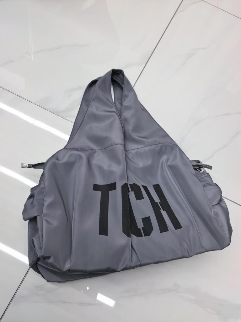 Women's Large Capacity Sporty Nylon Crossbody Bag for Travel, Yoga, and Fitness