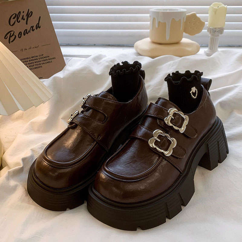 

Женские туфли в британском стиле, новые весенне-осенние, на толстом каблуке и платформе, в стиле ретро, модные, маленькие туфли Мэри Джейн из маленькой кожи 40 коричневый