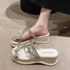 Fashion Outdoor Fashion Slippers 2025 Summer Concise New Women’s Thick Sole Crystal Butterfly Sandals Round Toe for Beach Shoes Female