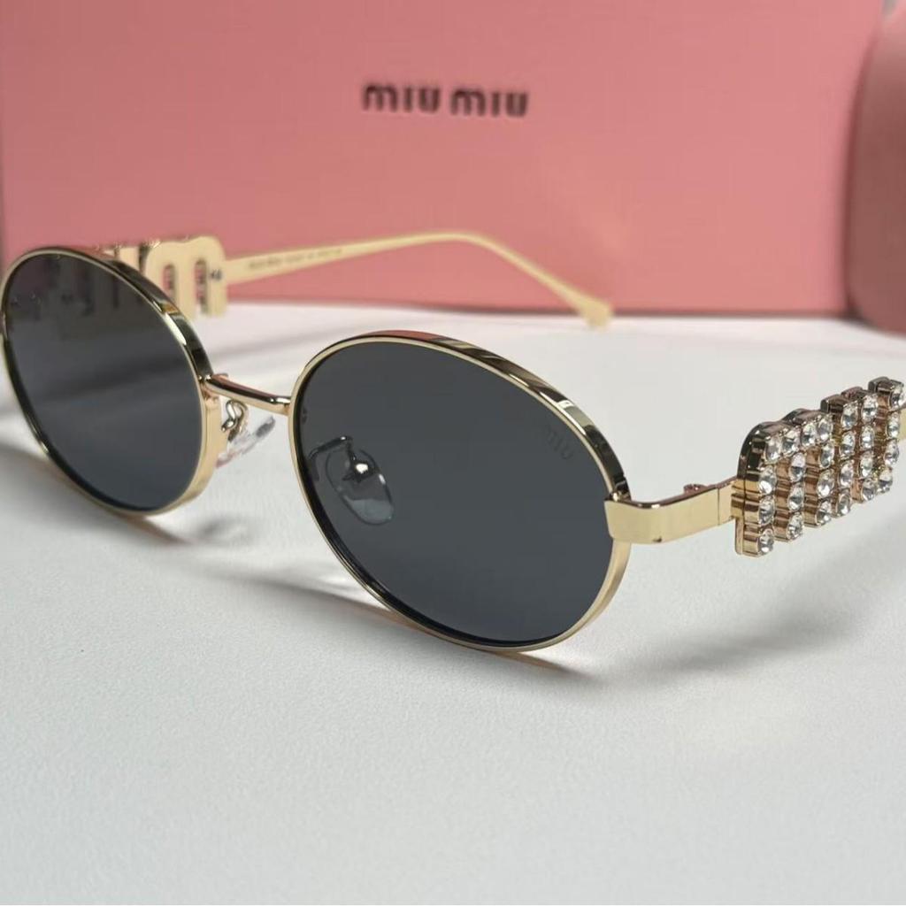 2025 Stylish Oval Frame Sunglasses with Inlaid Diamonds - European & American Fashion Small Frame
