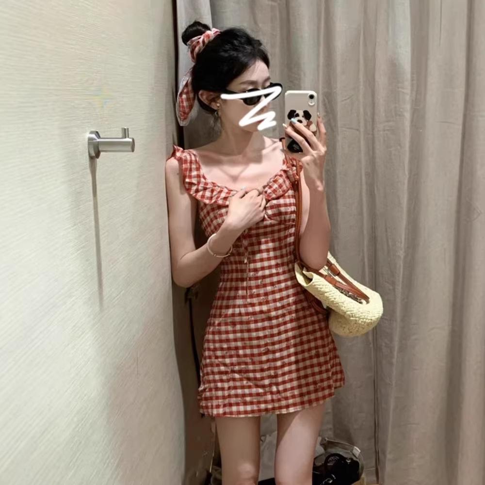 French temperament red plaid sleeveless dress children's summer new small thin waist skirt