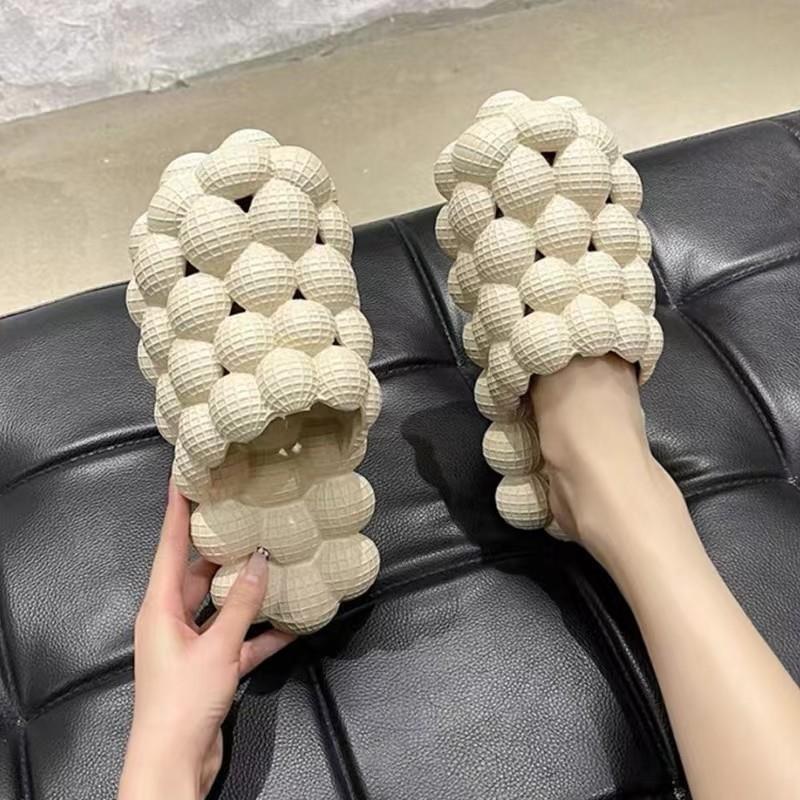 Summer Stepping On Shit Feeling Peanut Slippers EVA Non-slip Home Massage Foot Bathroom Bath Men and Women Sandals