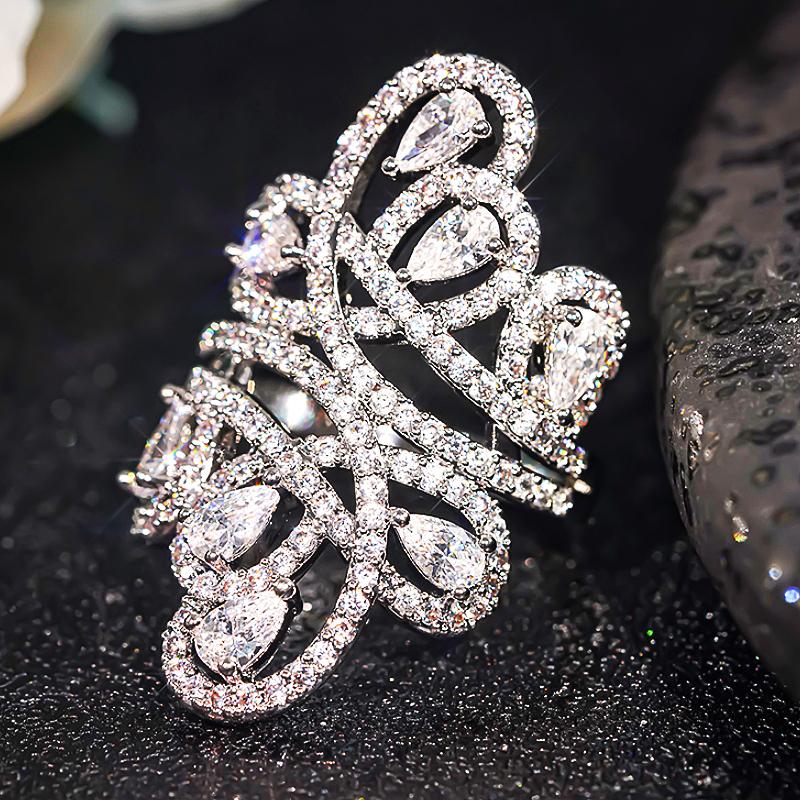 Huitan New Wedding Rings for Women Trendy Crystal Pear CZ Gorgeous Wide Rings Engagement Party Modern Fashion Female Jewelry