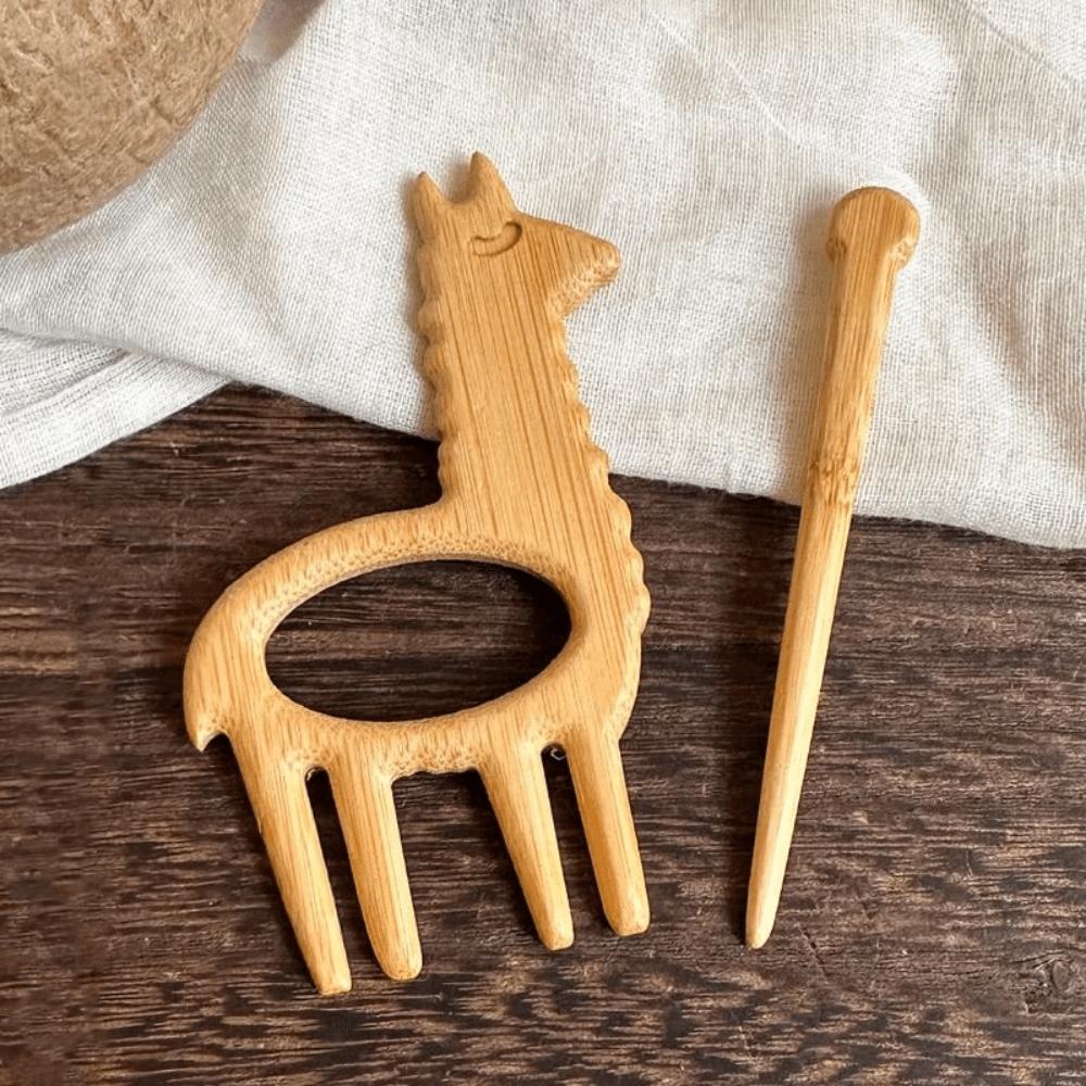 Lion Animal Sweater Pin Horse Pony Brooch Fashion Wooden Brooch  Gift