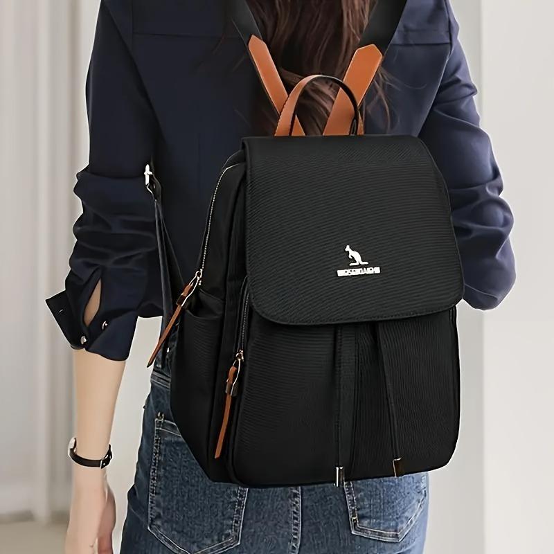 Versatile and Fashion Backpack, Korean Version Large Capacity Women's Backpack, Zipper Closure, Suitable for Travel Commuting