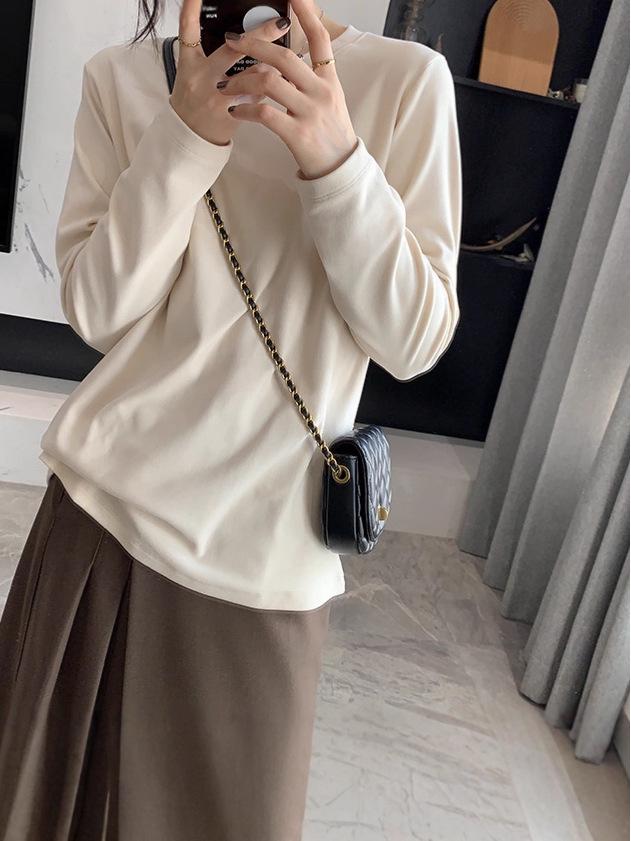 Autumn/Winter 2025 Women's Versatile Basic Layering T-shirt - Thick, Fitted, Round Neck