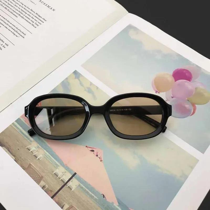 New Fashion Vintage Sunglasses Women Designer Oval Mirror Sun Glasses UV400 Black Frame Eyewear Gafas De Sol