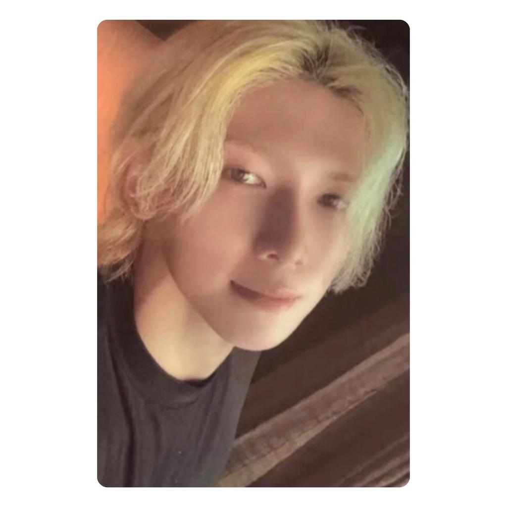 PRZEDSPRZEDAŻ 13. MINI ALBUMU ATEEZ GOLDEN HOUR : Część 4 KARTKA ZE ZDJĘCIEM POCA JAPAN POB OFICJALNA