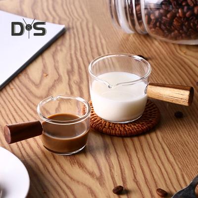 Taza de leche antideslizante antigrietas con escala con mango de madera taza medidora