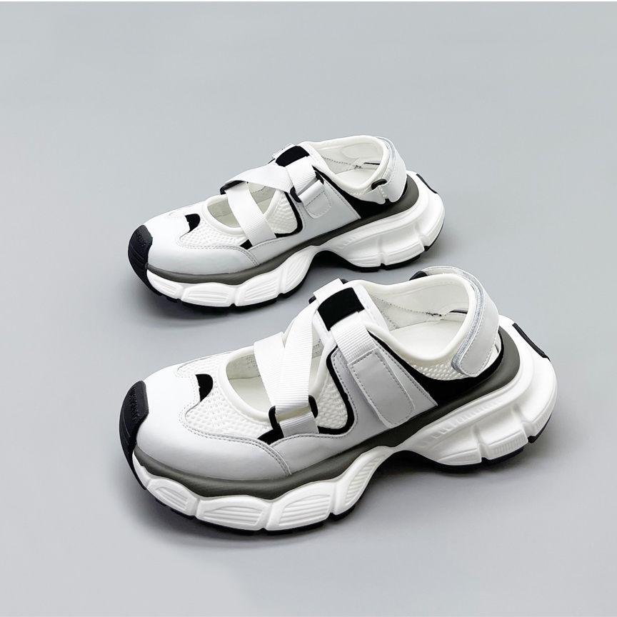 Comfortable Thicksoled Women Shoes Summer New Retro Ladies Casual Slippers Daddy Shoes Sports Sandals Allmatch White Shoes