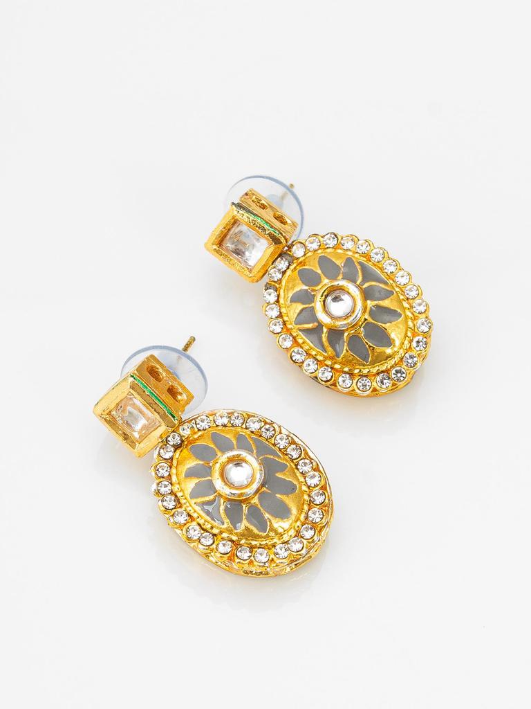 Gold-Plated White Stone-Studded & Beaded Handcrafted Jewellery Set