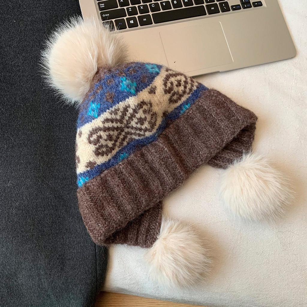 Fair Island Gray Jacquard Hairball Knitted Hat Women's Winter Thickened Warm Ear Protector Hat Small Face Cold Wool Hat