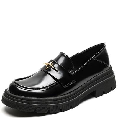 Mode 2024 Frühling Damen Lederschuhe Damen Schwarze Freizeit-Slipper Britischer Stil Niedrige Absätze Metalldekoration Berufs- und Laufschuhe