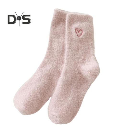 

1 пара зимових шкарпеток Потовщені плюшеві шкарпетки з вишивкою в формі сердечка з високою еластичністю Шкарпетки з вишивкою проти ковзання Шкарпетки для підлоги Комфортні теплі Шкарпетки для сну світло-рожевий колір