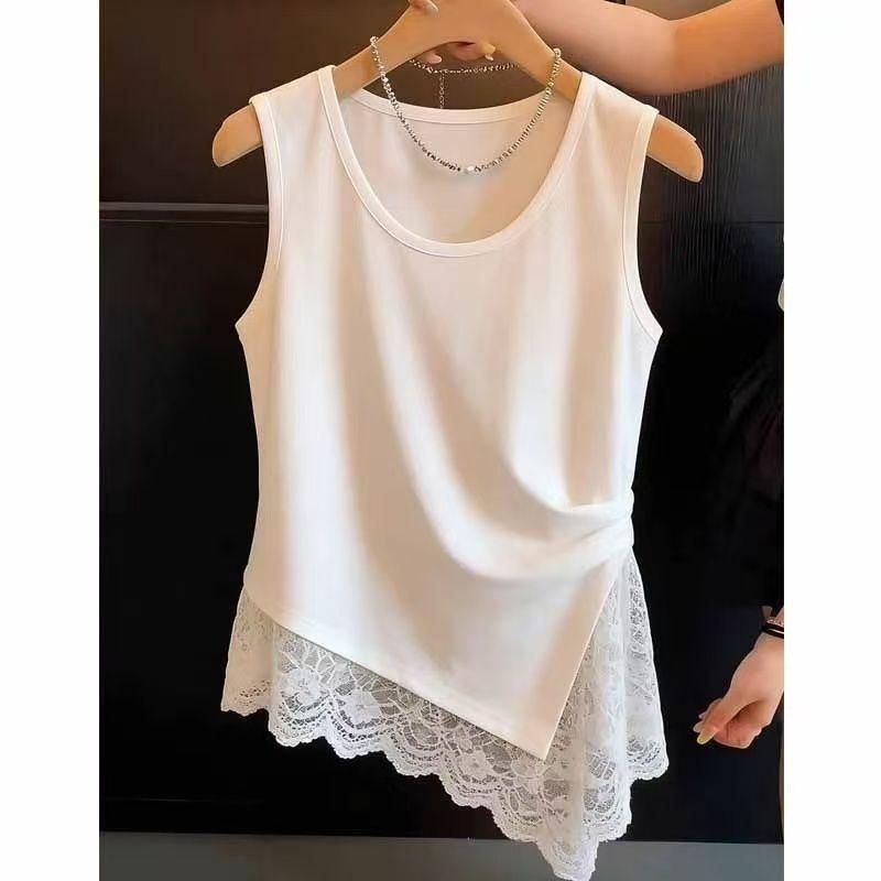 Two-Layer Asymmetric Tank Top with Ruched Waist and Lace Scalloped Hem