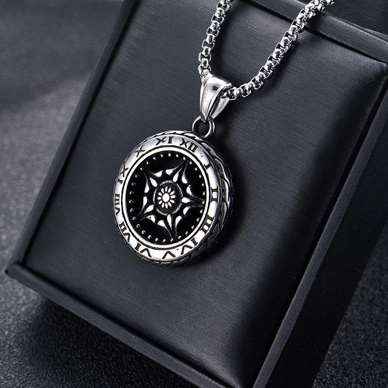 Módní náhrdelník stříbrné barvy Módní doplňky Hip Hop Pánské a Dámské Vintage přívěsek na svetr Řetízek