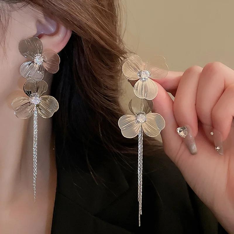 Fashion Flower Petal Long Tassel Drop Earrings for Women 2026 Trend Imitation Pearl Hollow Pendant Earring Wedding Jewelry Gifts