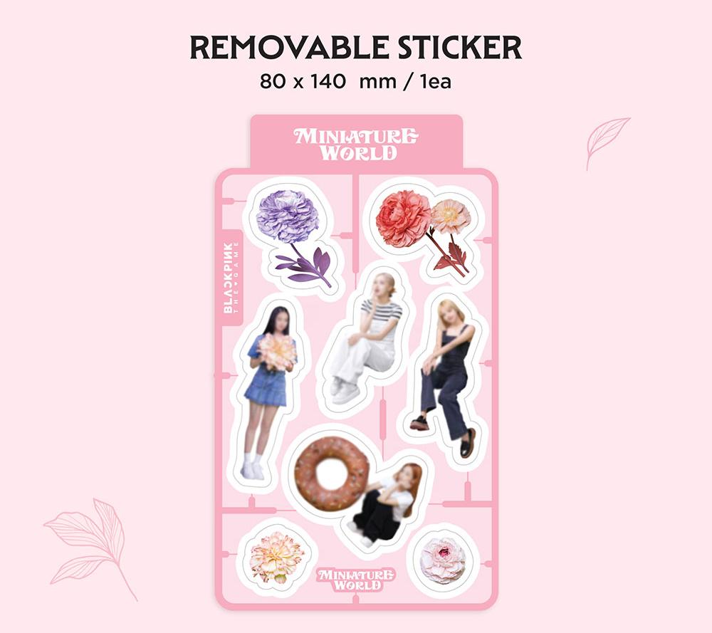 BLACKPINK's MINIATURE WORLD [BLACKPINK THE GAME COUPON CARD & PHOTOCARD COLLECTION]