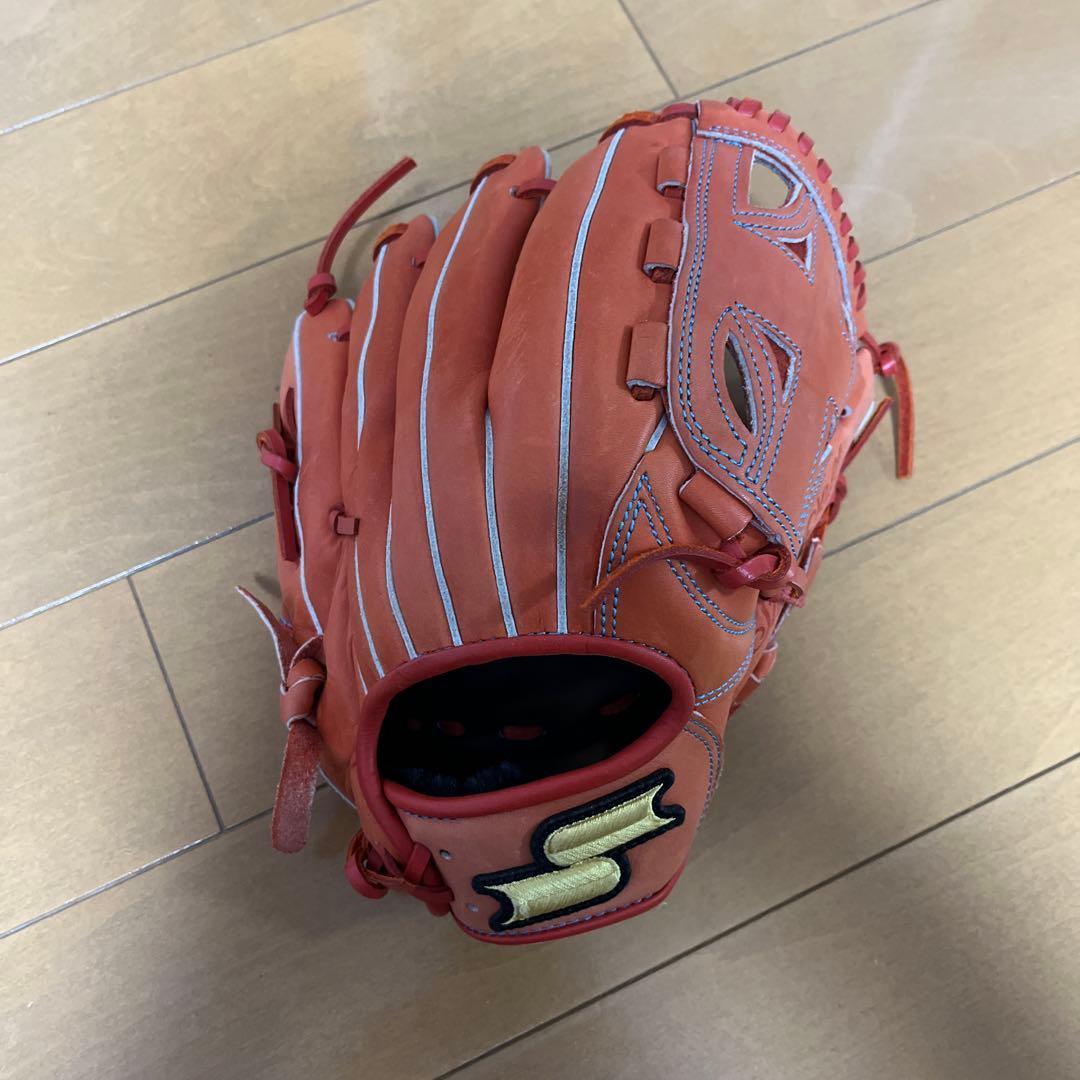 Used SSK Soft Baseball Gloves for Right-handed Throwers