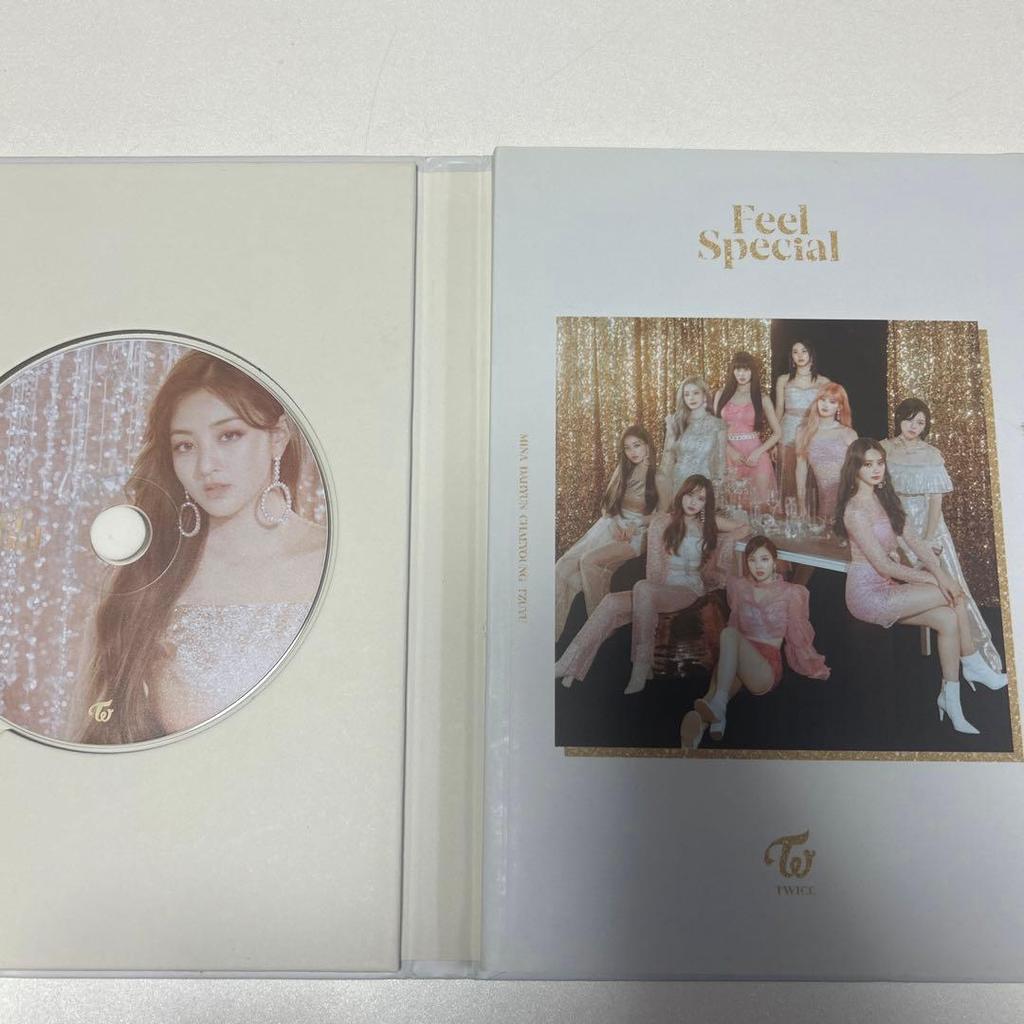 [USED] TWICE Feel Special