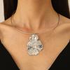 European & American Style Retro Large Petal Choker Necklace - Women's Simple Personality Clavicle Chain Accessory