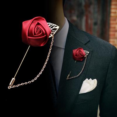 1 st Ny Kostymslagsnål Brosch Nål Bröllop Män Gåva Smycken Gyllene Män Ros Blomma Löv Boutonniere Pin Modeaccessoar