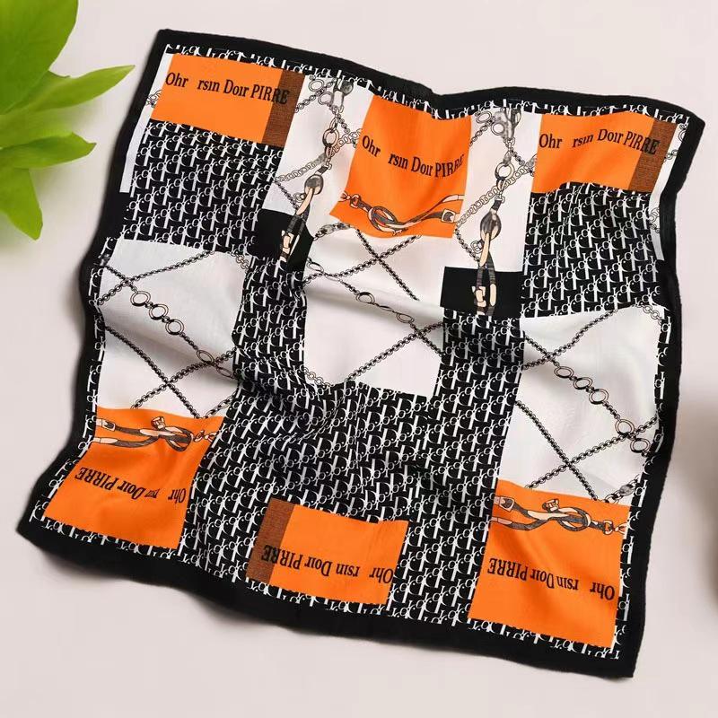 

Високоякісна ретро шовкова квадратна хустка в корейському стилі - Модна, універсальна та професійна хустка з імітації шовку для жінок