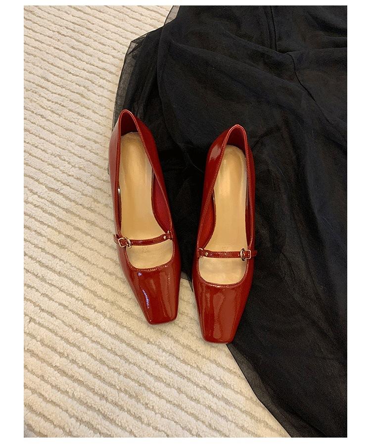 French Square Head One-word Buckle High Heels Women's 2025 New Thick Heel Single Shoes Temperament Shallow Mouth Mary Jane Women's Shoes