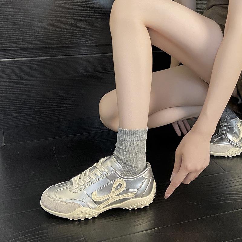 

Breathable leather platform retro silver German training shoes women s 2025 new casual versatile sports Forrest Gump shoes 35