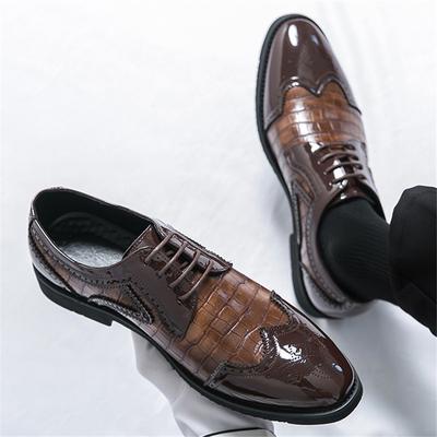 Neue Herren Spitze Alligator Muster Lackleder Freizeit Oxfords Brogues Schuhe Hochzeitskleid Homecoming Schuhwerk Zapatos Hombre
