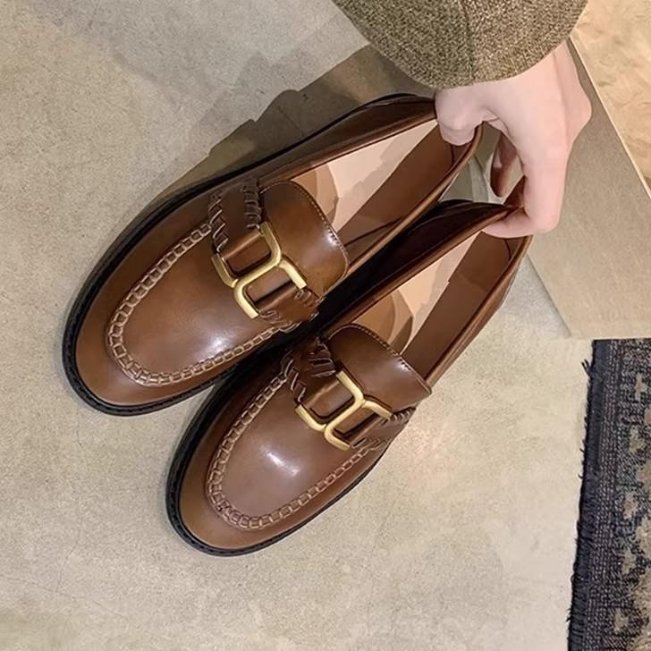 

Су Иньинь как Хоутон Мэнор~ Британские ретро туфли-лоферы с круглым носком, золотой пряжкой и толстым каблуком, женские туфли из маленькой кожи 40 коричневый
