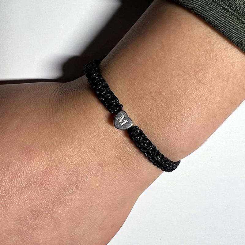 

Браслет для сестры ручной работы из нержавеющей стали с сердцем, 26 букв, плетеный браслет, креативная пара