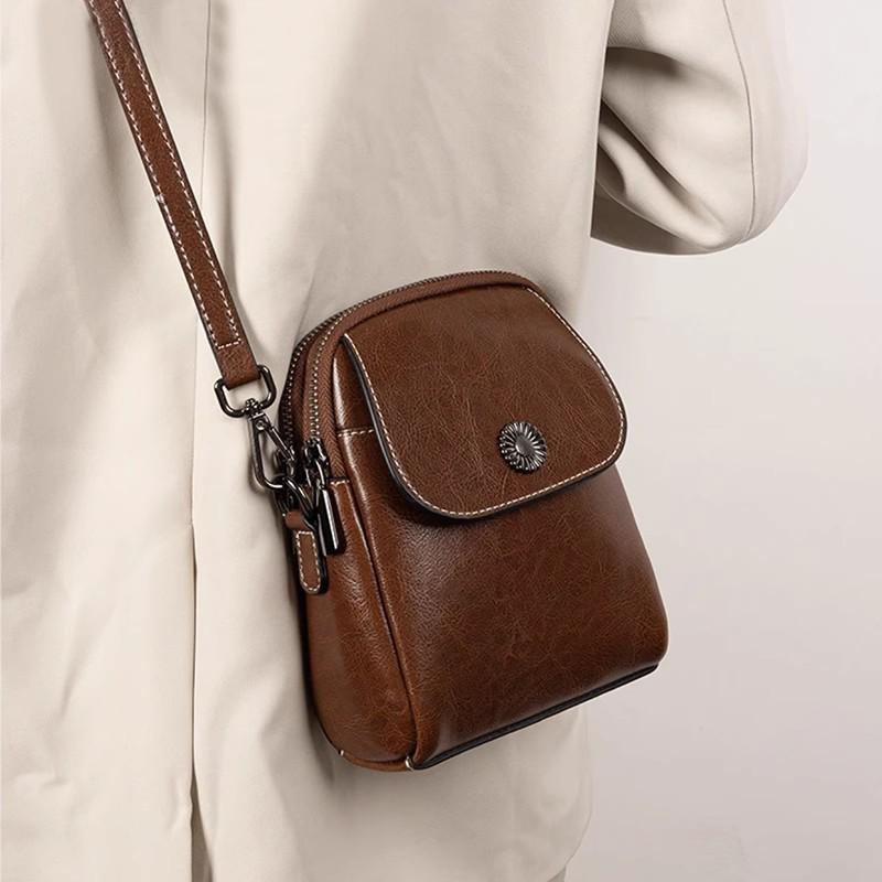 2026 New Genuine Leather Vertical Crossbody Bag for Women - Versatile, Multi-Layer, Fashionable, High-End Phone Bag